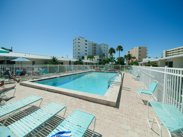 Siesta Key Vacation Condo Sleeps Six Guests.